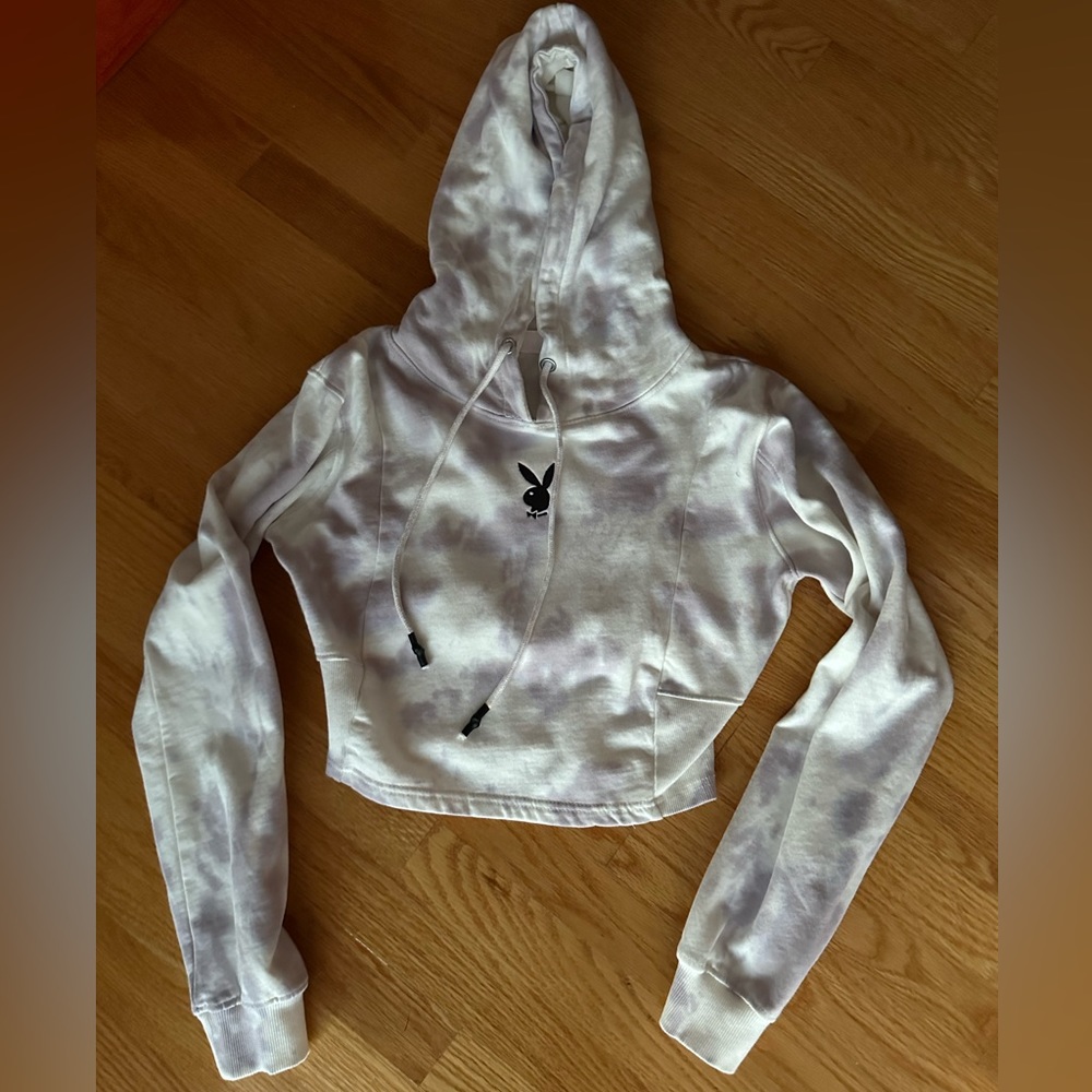Cropped ti-dye hoodie